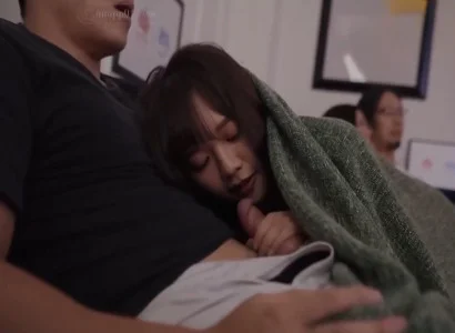 Cô em họ ngây thơ khiến tôi quên hết mọi thứ